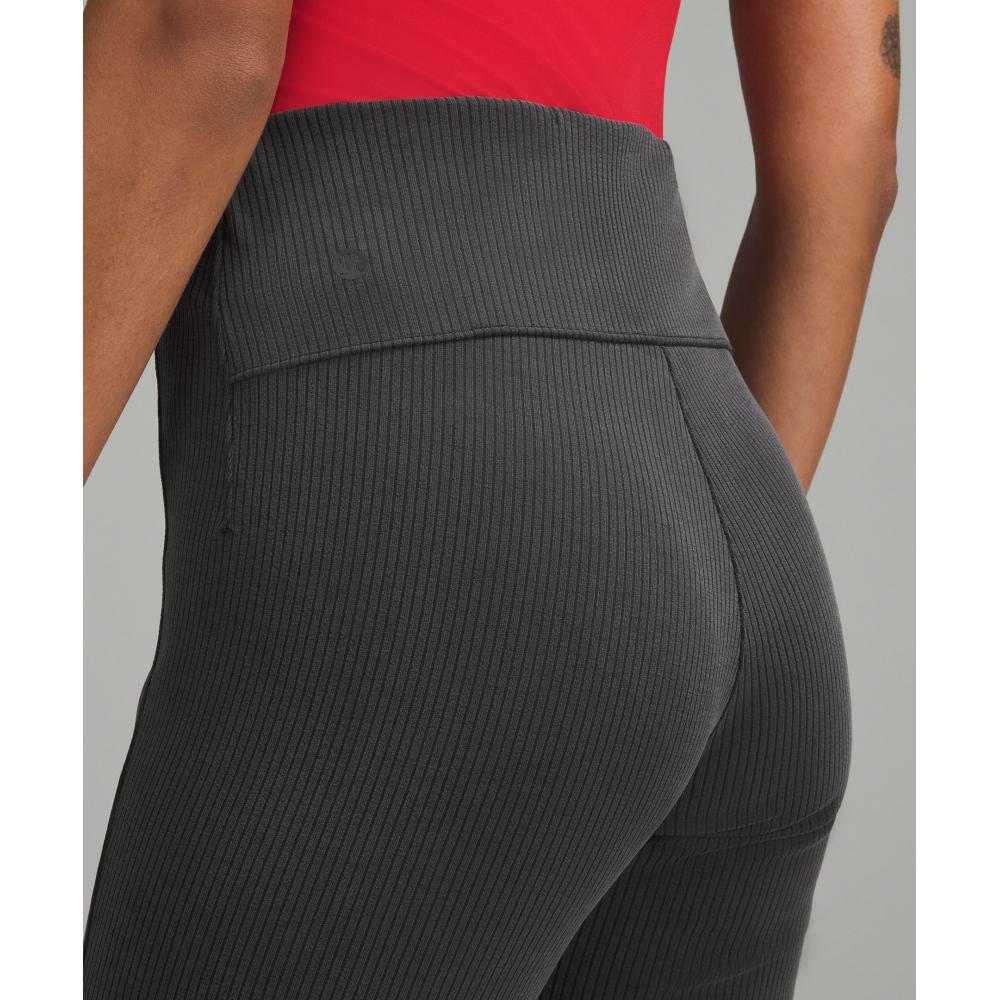 Lululemon Мягкие брюки-клеш в рубчик Softstreme, обычная посадка, черный