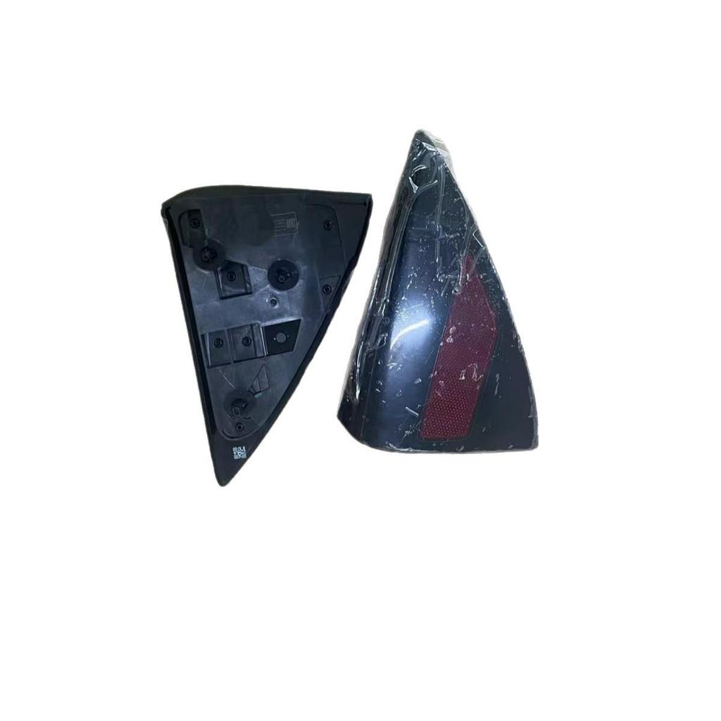 Tesla Model 3 Taillight Triangle Right Trim Panel (2021+)