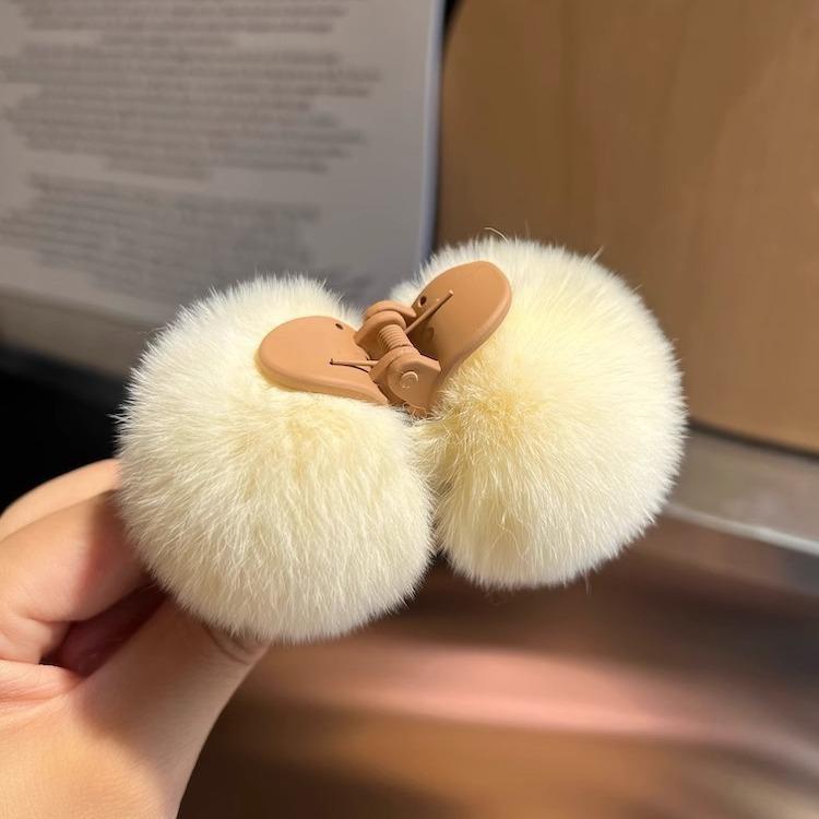 Autumn Winter Plastic Ball Grab Clip Large Plush Hairpin Back Head Shark Clip Hair Accessories 10cm European American Style New