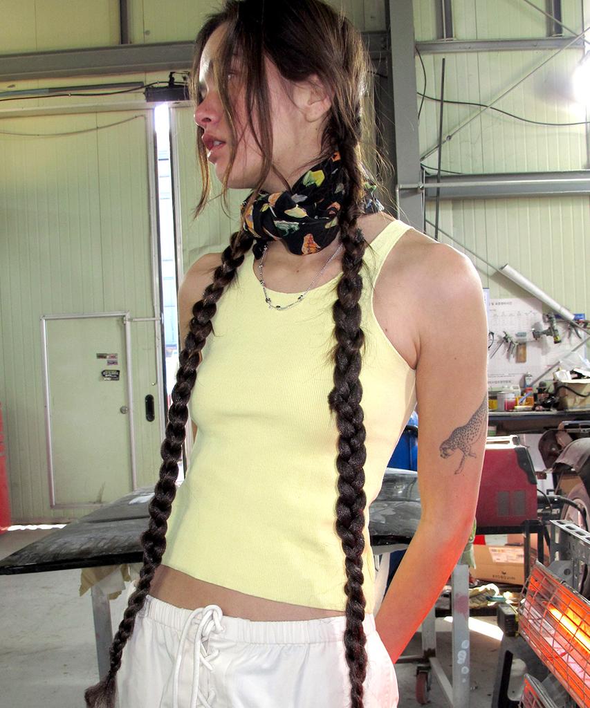 CENTAUR.KR Standard Solid Tank Top_Yellow