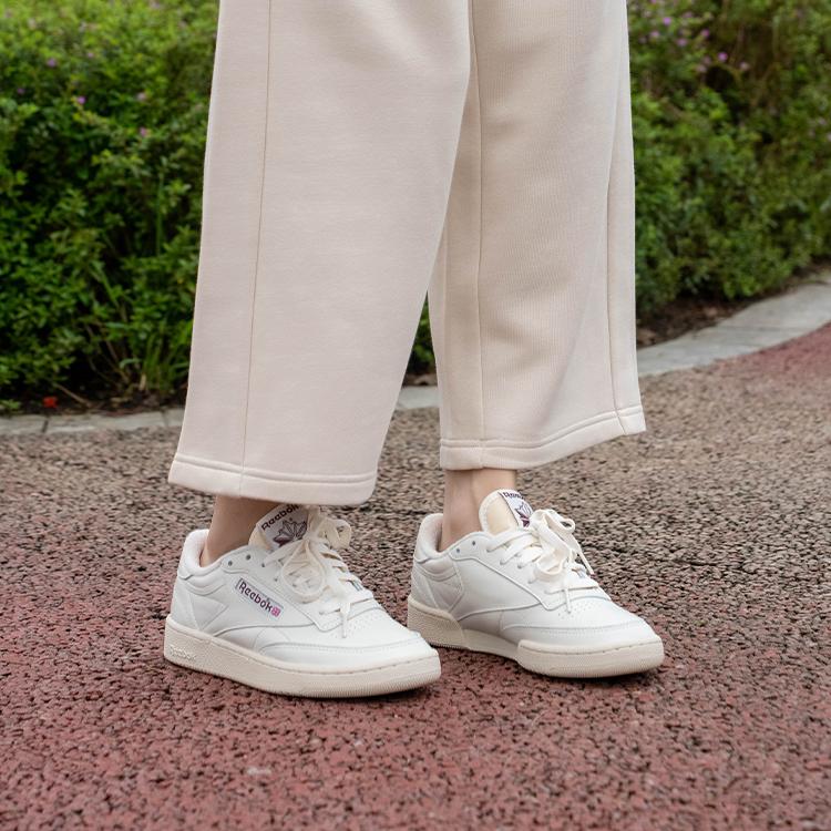 Reebok Club C 85 Vintage Chalk Alabaster Кроссовки унисекс Кремово-бордовые GX3681