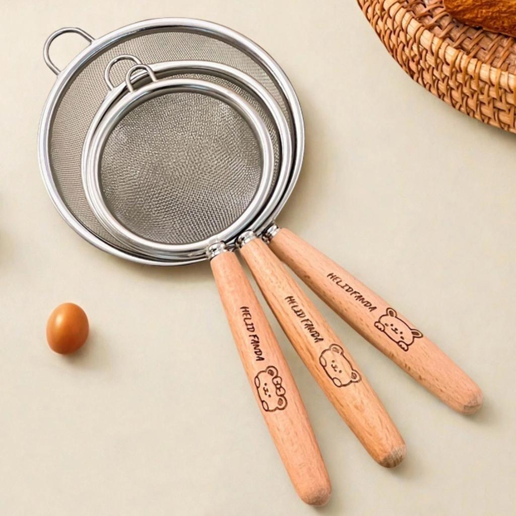 304 Stainless Steel Flour Sieve With Wooden Handle Fine Mesh Food Strainer Residue Filter Spoon Colander Kitchen Accessories