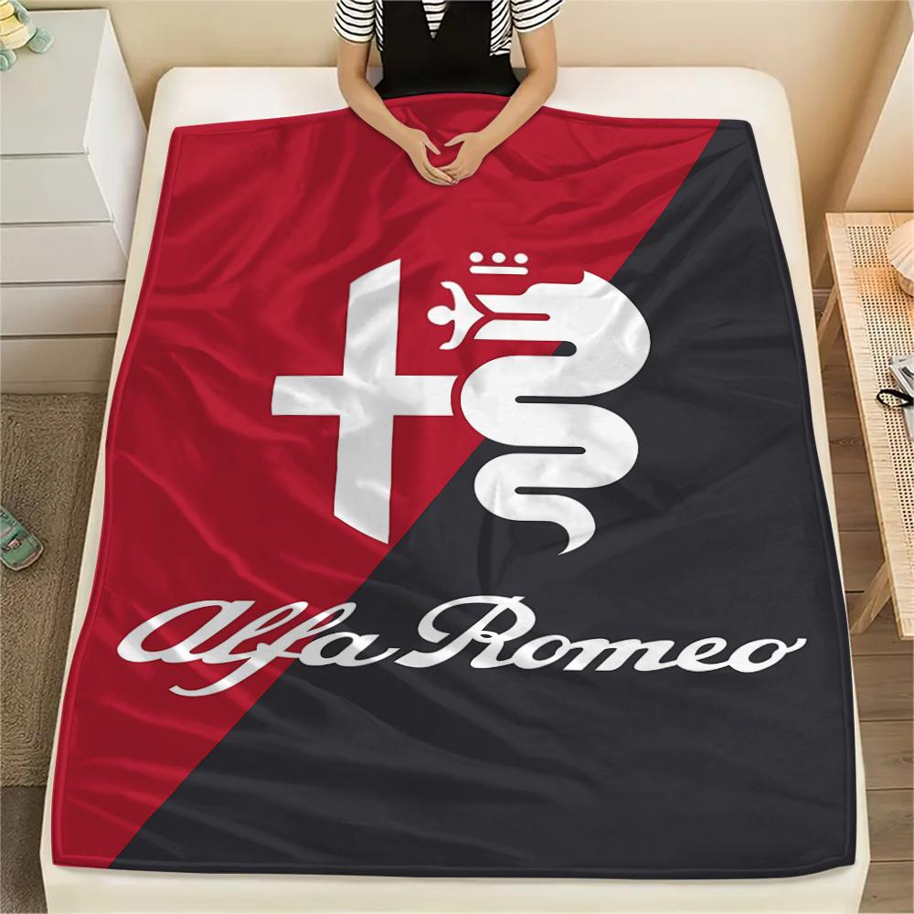 1 шт. Фланелевое одеяло с принтом Alpha Romeo, Высококачественное, Для всех сезонов, Декор для дома, Тепло и уют, Идеально для рождественских подарков