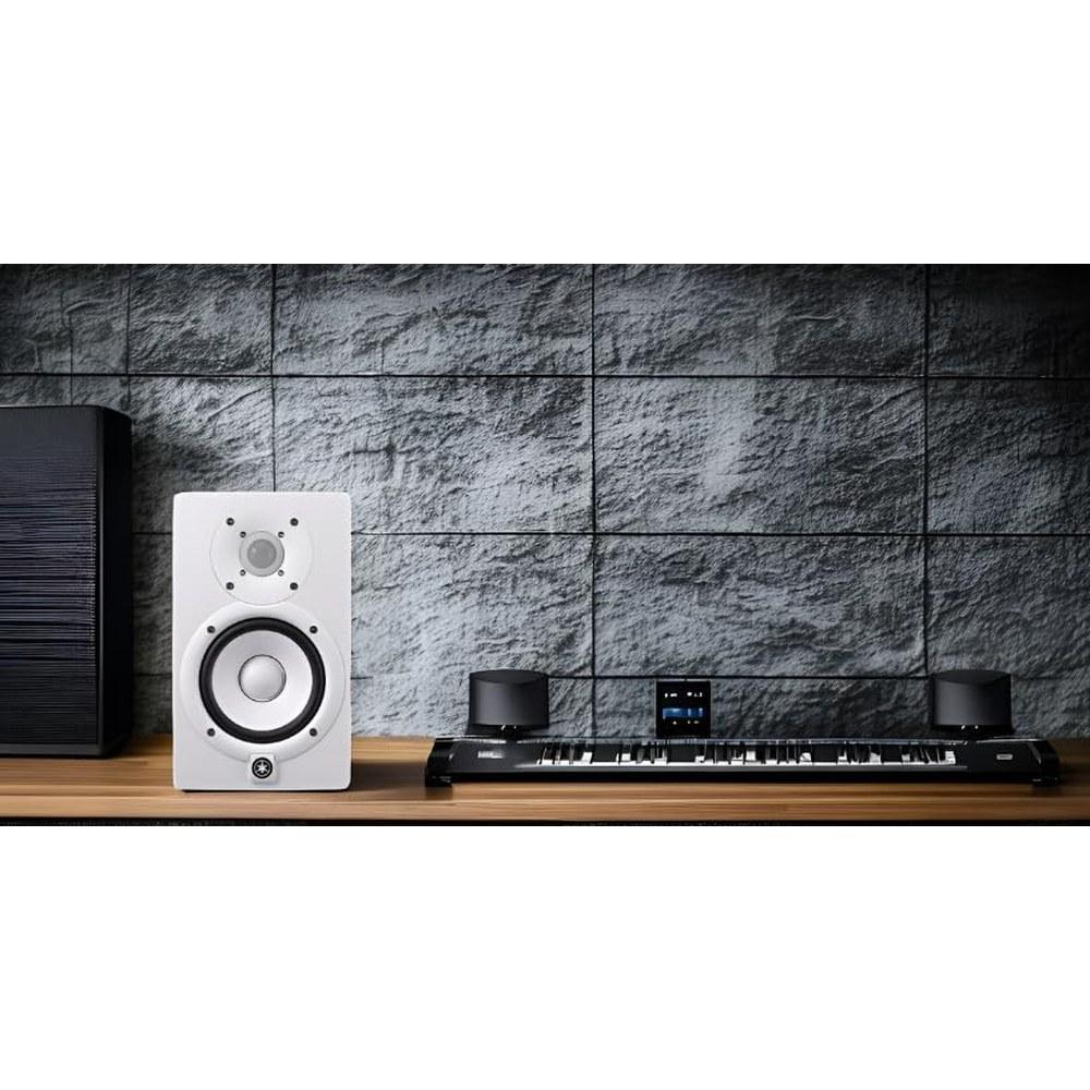 Yamaha HS5 5 Inch Active Powered Studio Monitor Pair White