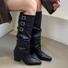 Женские ботинки 2024 года, модные новые плиссированные брендовые дизайнерские высокие ботинки весна-осень для отдыха на открытом воздухе с пряжкой на ремне, остроконечные мотоциклетные ботинки