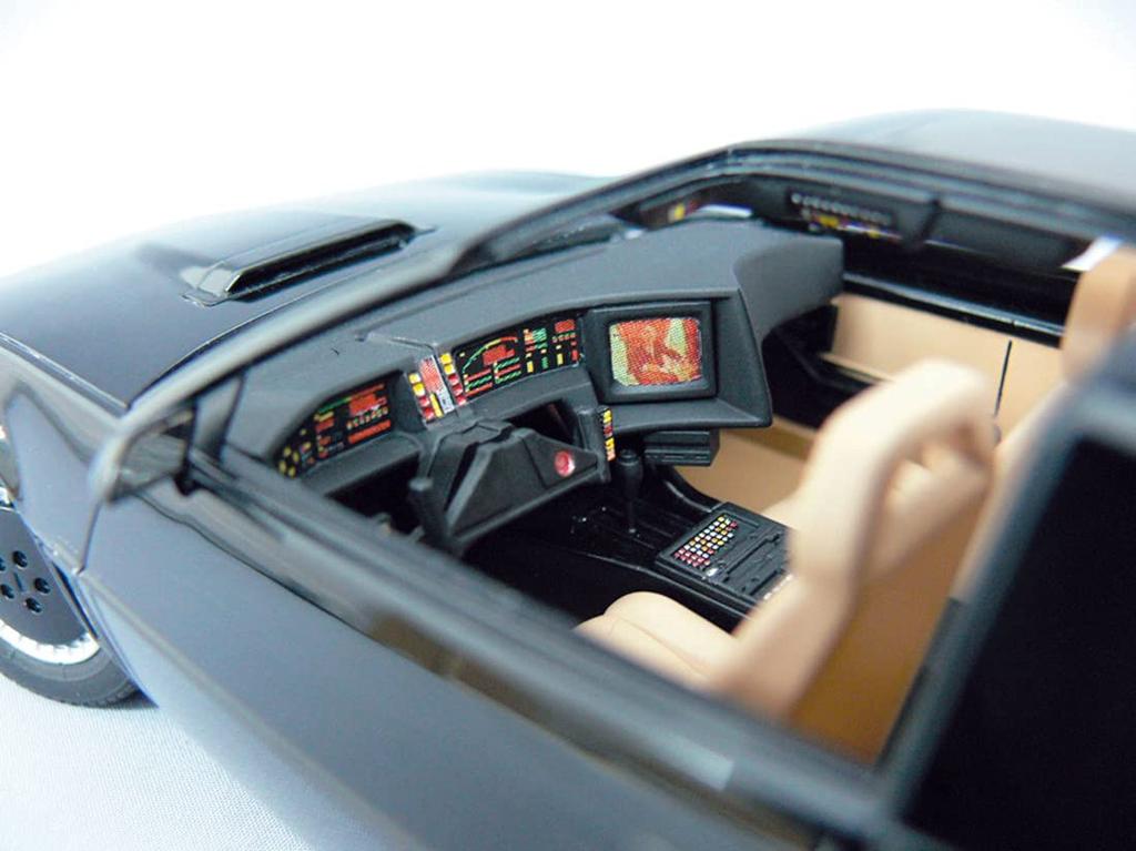 Aoshima Bunka Kyozai Movie Mecha Series Knight Rider Knight 2000 Сезон III Масштабная пластиковая модель KR-02 KITT. 1/24