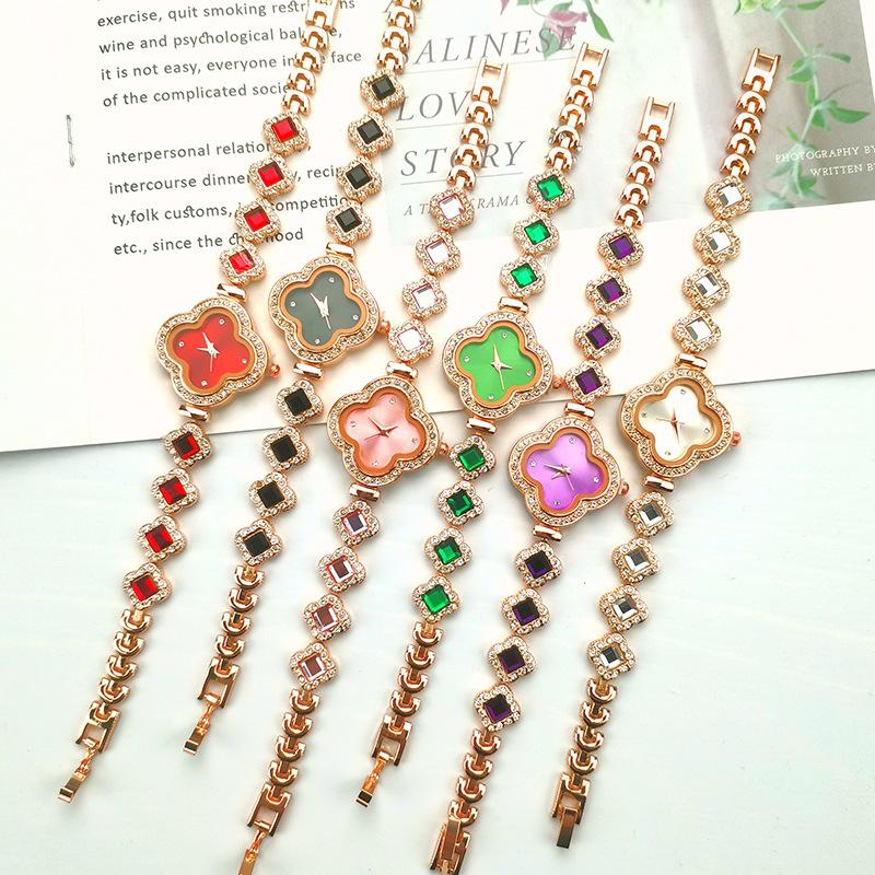 Женские часы женские премиум женские часы зеленые кварцевые часы с бриллиантами браслет-клевер