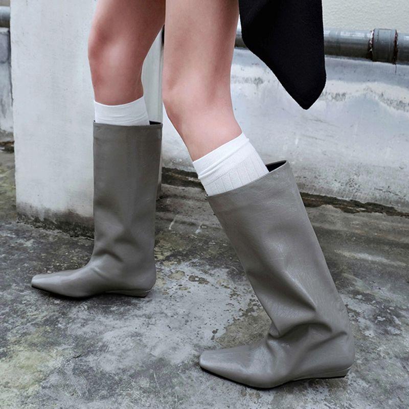 Autumn and winter new Korean version of fashion simple square head versatile temperament low heel knight boots women's sleeve medium boots women