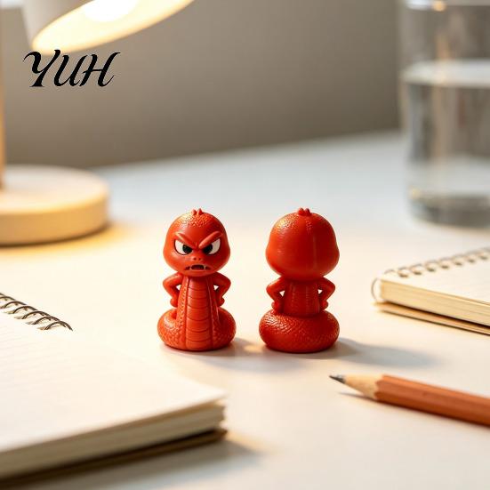 Articulated Snake Toy 3D Printed Ornament, Cartoon Angry Little Figurine, Desktop Decoration Ornament Durable PLA for Home Office Desk Display Stress