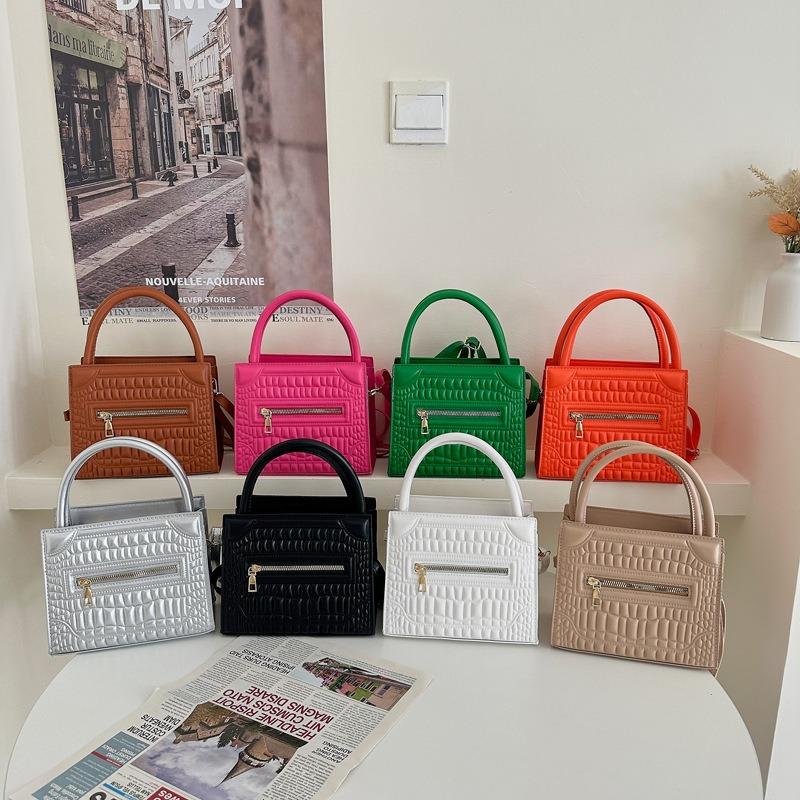 Сумка через плечо Новая дофаминовая однотонная модная однотонная сумочка нишевой текстуры сумка-мессенджер маленькая квадратная сумка