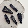 Универсальная черно-белая треугольная заколка-зажим в горошек для боковых прядей и челки