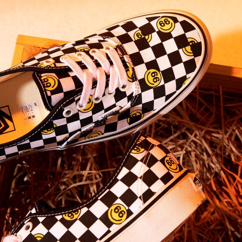 Vans Обои Аутентичные унисекс клетчатые смайлик принт прочные дышащие низкие кеды черные белые VN000EE3BP9
