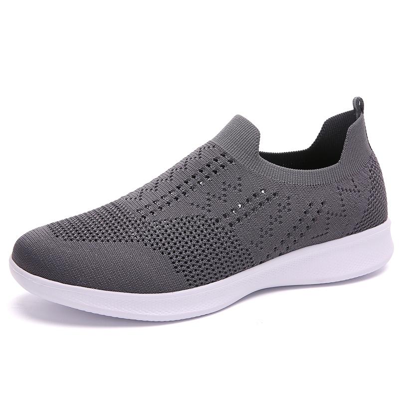Women Casual Shoes Light Sneakers Breathable Mesh Summer Knitted Vulcanized Shoes Outdoor Slip-On Sock Shoes Plus Size Tennis
