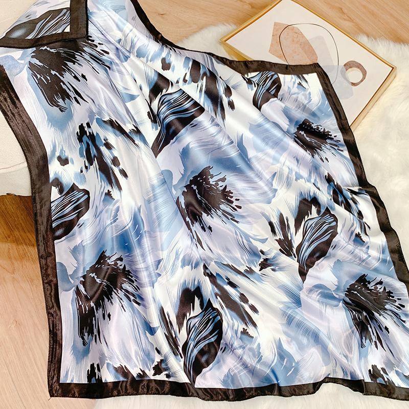 Popular Shawls Europe And America Fashion Bandannas Wild Leopard Print Sunscreen 90X90CM Bandanna Luxury Square Silk Scarves