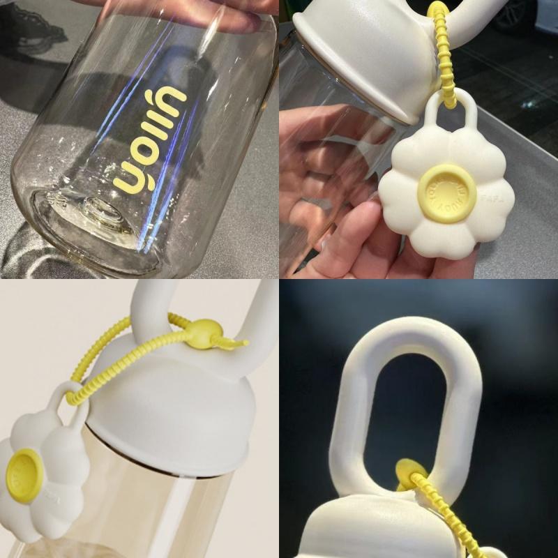 500ML Portable Large Capacity High-value Women's Plastic Water Bottle Outdoor Sports and Fitness Petal Handheld Water Bottle