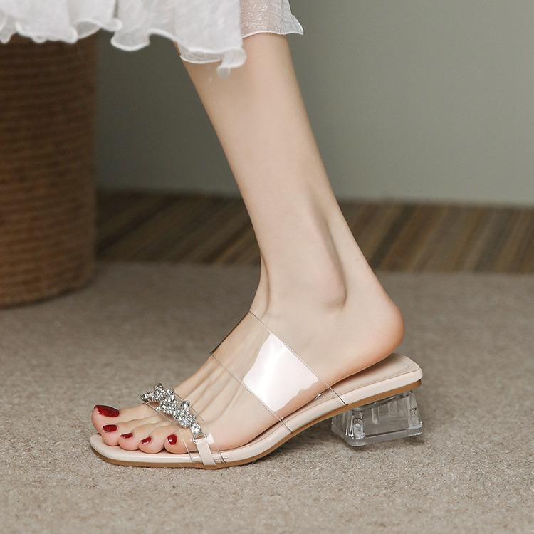 Cool Slippers Women Wear 2024 Summer New Thick Heel Rhinestone Fairy Wind with Skirt Crystal Transparent Middle Heel Slippers