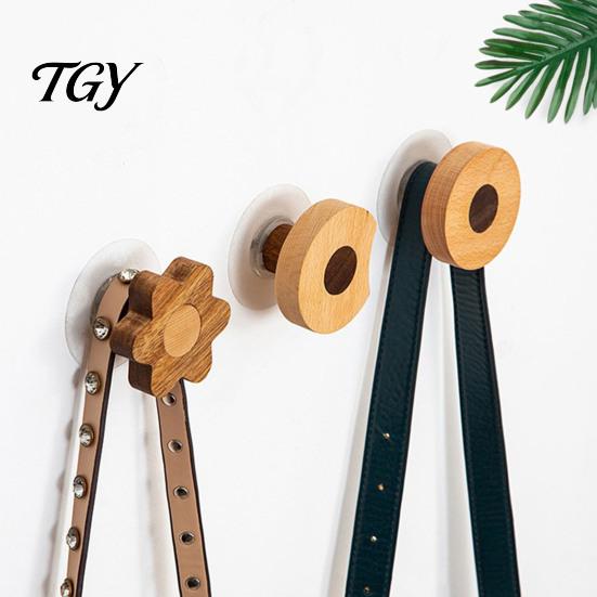 Heavy Duty Wall Hooks Solid Wood Clothes Hook, Beech Cartoon Door Mounted Coat Mount Organizer for Hanging Coats Bags Hats And Towels Punch