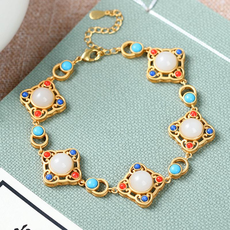 Gold-Plated Four-Leaf Clover Jade Bracelet: Chinese Style Handicraft
