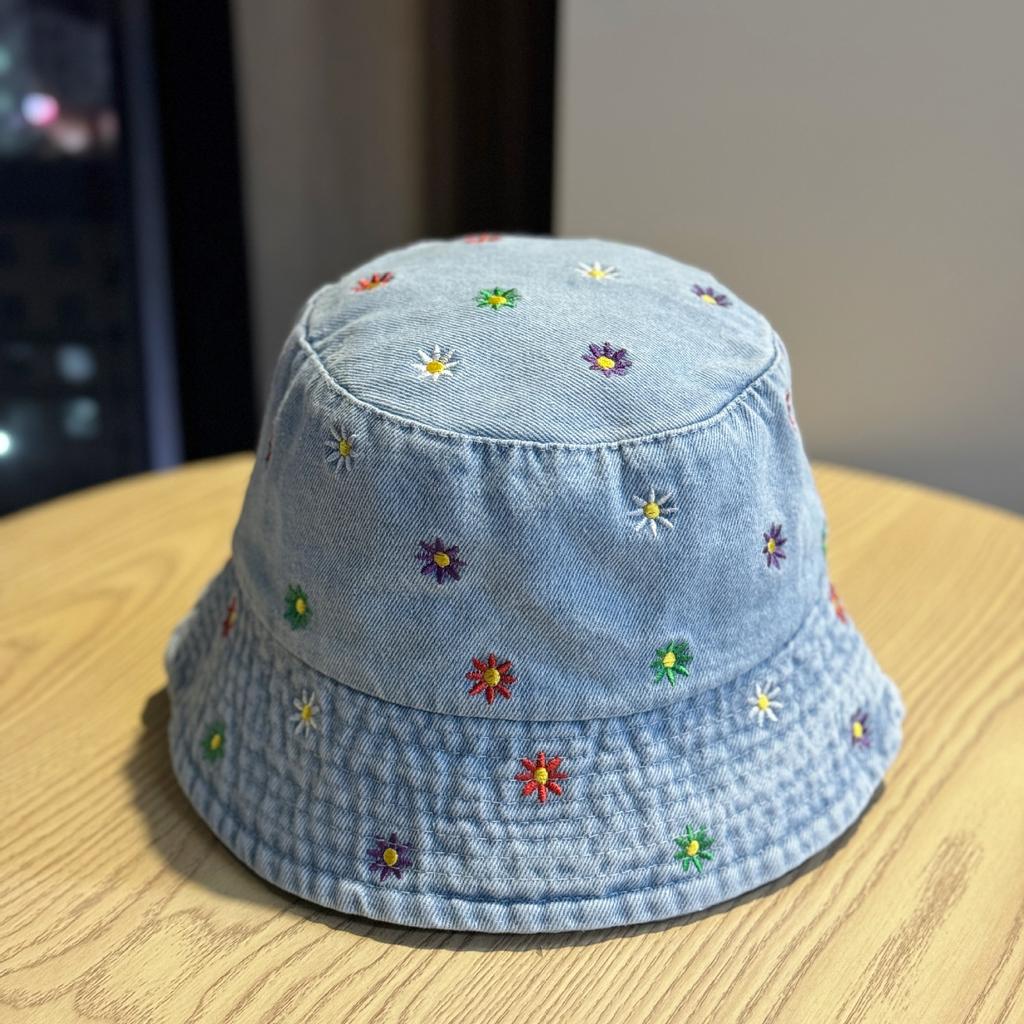 High-quality denim fisherman hat for women, new spring/summer style, embroidered, washed and distressed, fashionable and versatile bucket hat,