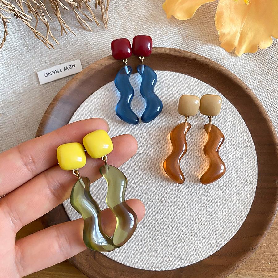 Винтажные Серьги-капли из Смолы Color Block Женские Неправильной Формы Волнистые Висячие Серьги Свежие Милые Сладкие Для Повседневной Носки Праздничные Украшения Подарки