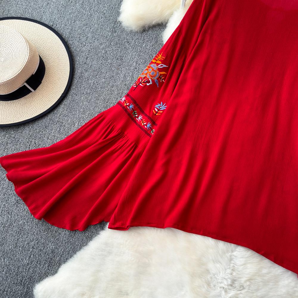 Блузки с вышивкой в богемном этническом стиле, блузка с расклешенными рукавами на шнуровке и круглым вырезом, летние топы для пляжного отдыха и отдыха