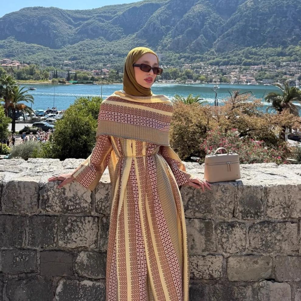 Ближний Восток Арабские Женщины Осень Новая Мода Принт Узкий Рукав Повседневное Платье Длинное Платье