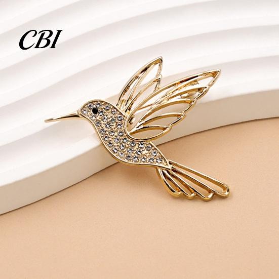 Sparkling Hummingbird Badge Bling Rhinestone Brooch, Hollow Flying Bird Alloy Daily Wear Brooch Pin, Jewelry Accessory for Coats Scarves Dresses