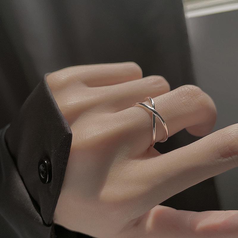 2023 Модное роскошное женское простое кольцо на указательный палец - уникальный дизайн для девушки