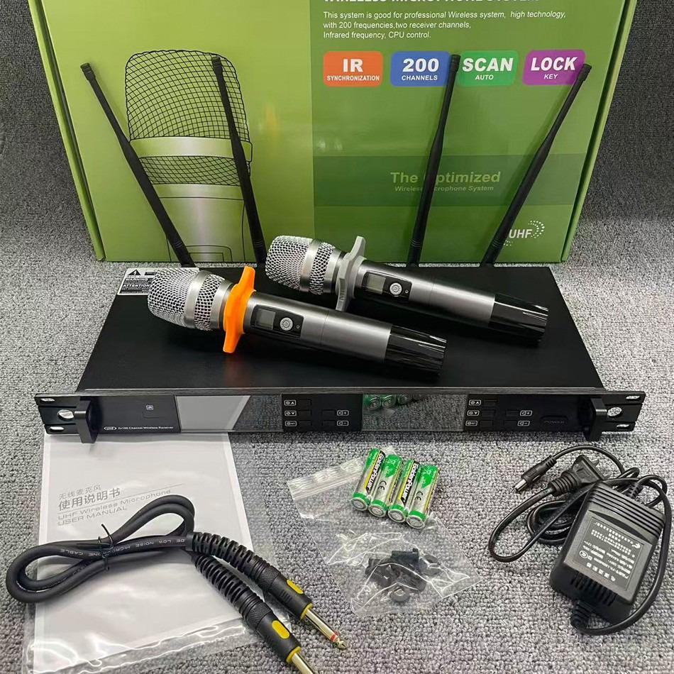 Dual Channel UHF Wireless Microphone System for Professional Stage and Live Streaming