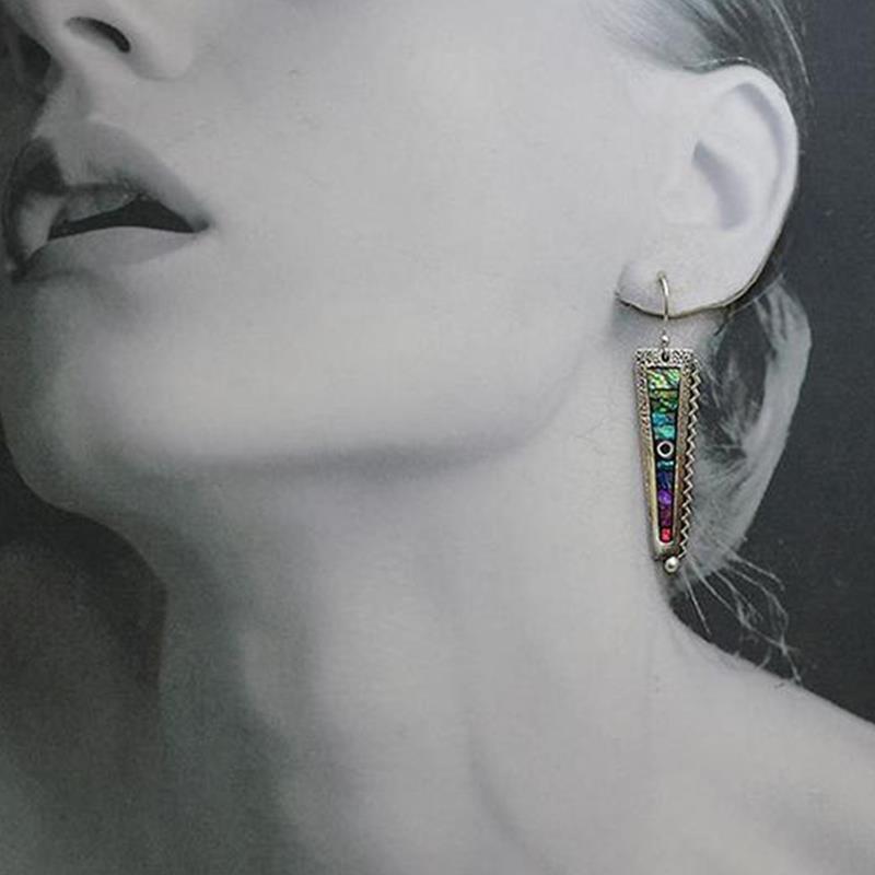 Модные серьги-подвески для женщин