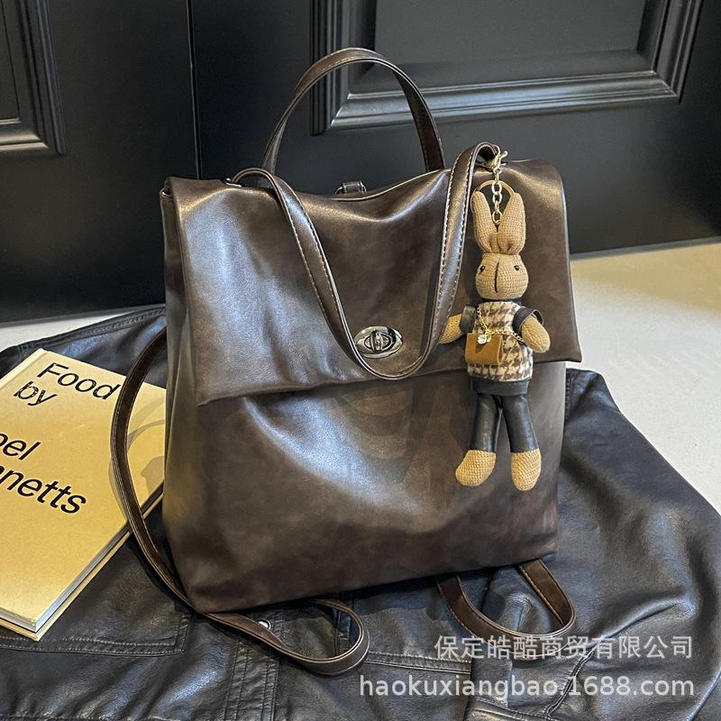 Korean version ins fashion backpack women's 2025 autumn and winter new simple casual large capacity versatile short-distance backpack