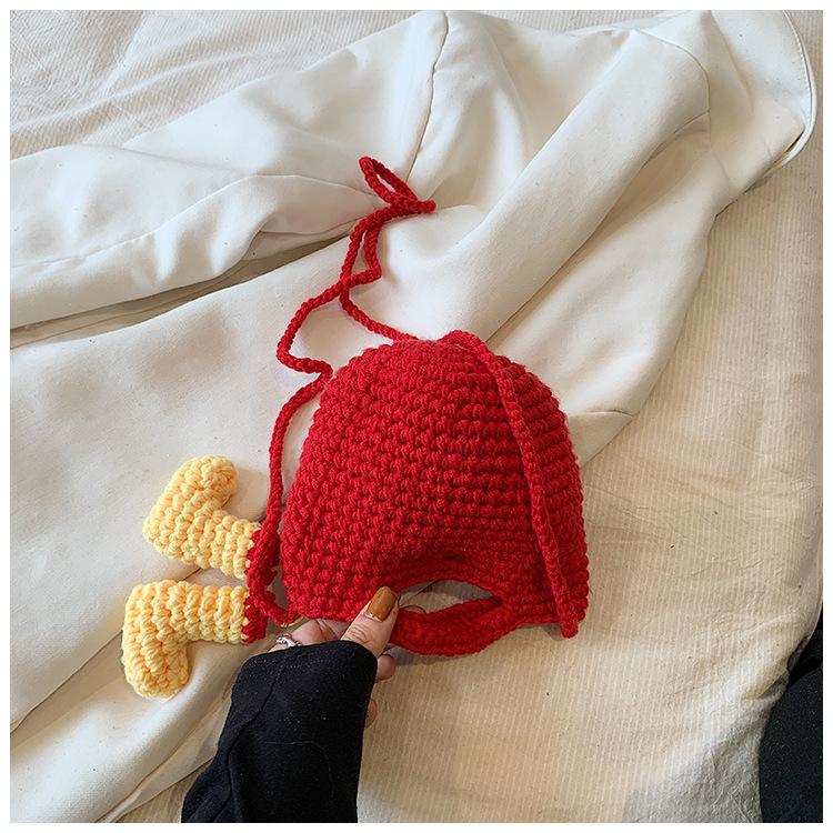 Новые модные мультяшные сумки через плечо 2025 года, рождественская вязаная крючком сумка ручной работы из пряжи, креативная сумка-мессенджер для мобильного телефона в форме Санта-Клауса, снеговика, тыквы
