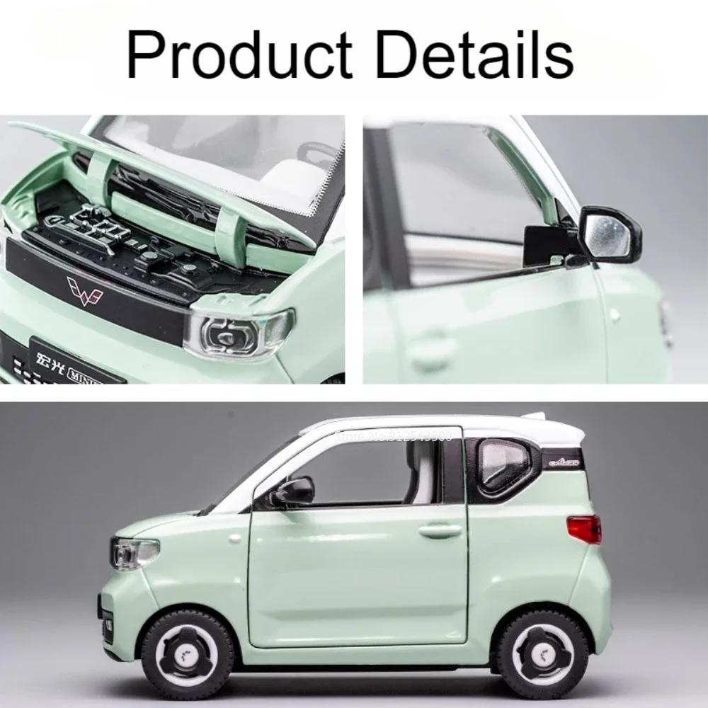 1:24 Scale WULING MINIEV Toy Model Car Metal Body Sound Light Pull Back Simulation Off-road Vehicles Models Children's Gifts