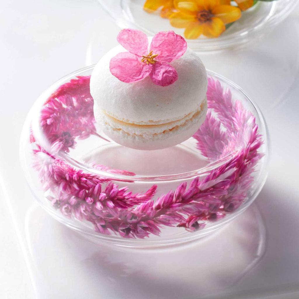 Toyo Sasaki Glass Flower Ornament Amuse Air Plates, Set of 6, Balls, Cups, Glass Dishes, Dishware, Small Plates, TS44041