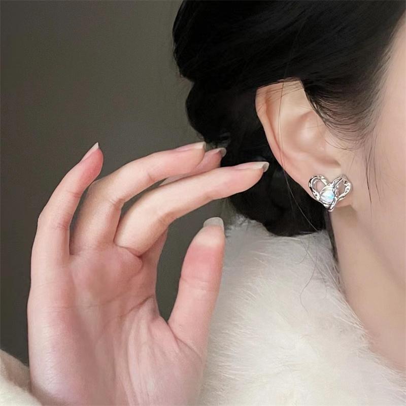 Серьги-клипсы в форме сердца без отверстий для ушей