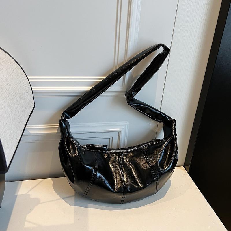 Large capacity bag women's new summer versatile shoulder armpit bag popular dumpling bag