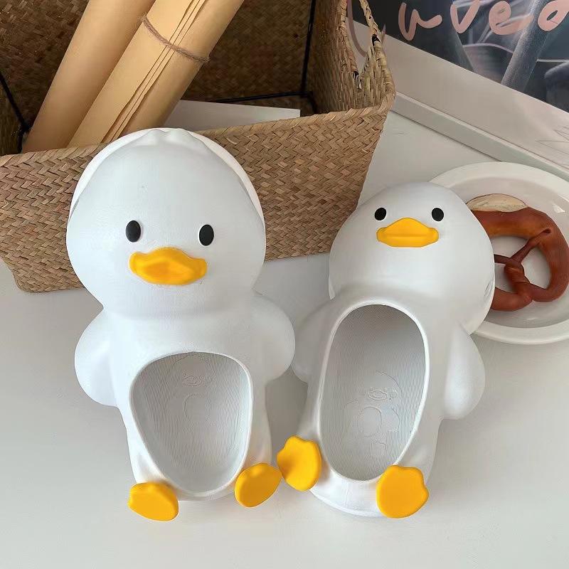 Тапочки с рисунком утки для женщин, симпатичные домашние нескользящие повседневные сандалии Baotou, шлепанцы на платформе, Sandalia De Mujer 2024