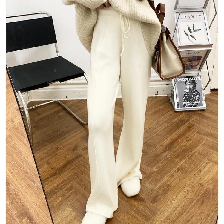 Утолщенные широкие трикотажные брюки женские зимние шикарные полосатые свободные брюки женские повседневные длинные теплые брюки-свитера