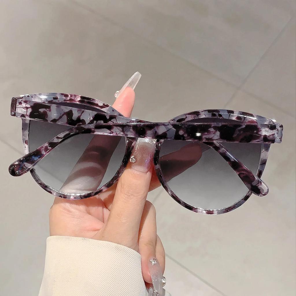 Diamond Vintage Brand Designer Oversized Sunglasses Women For Female Luxury Sun Glasses Punk Popular Cat Eye Rhinestone Eyewear