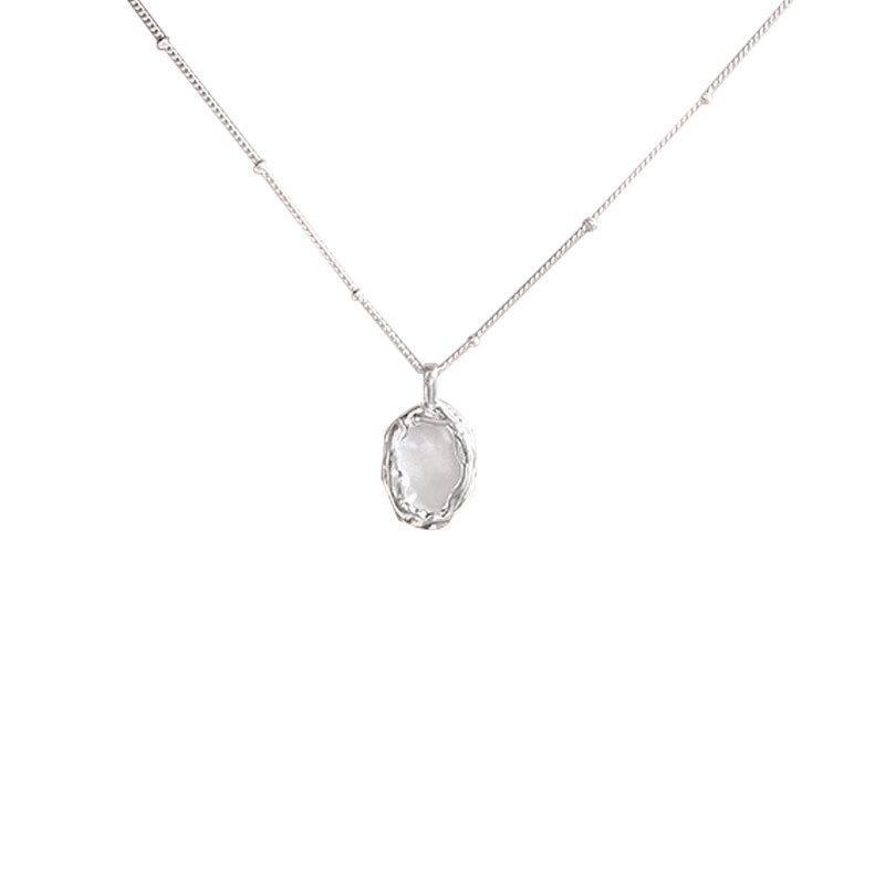 Ожерелье из овальных ракушек для женщин из числа меньшинств, легкая роскошь, современный дизайн и универсальная цепочка для воротника