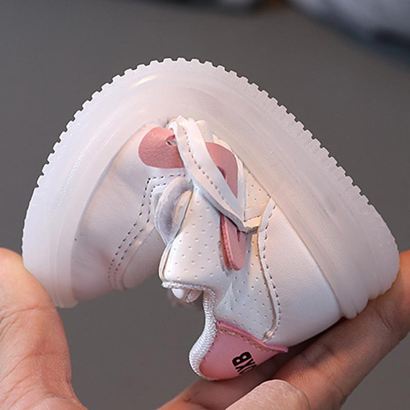Size Baby Luminous Sneakers For Boys Girls Led Toddler Shoes With Lighted Up Sole Bonslip Children Glowing Sports Shoes