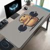 Мультяшная Капибара Поднятие Тяжестей Расширенный Игровой Коврик для Мыши Большой Нескользящий Настольный Коврик для Клавиатуры