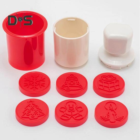 Christmas Cookie Stamps Set 6 Styles Cookie Cutters Molds Plunger Non-Stick Homemade Christmas Cookies Embossing Mold Chocolate Fondant Mooncake