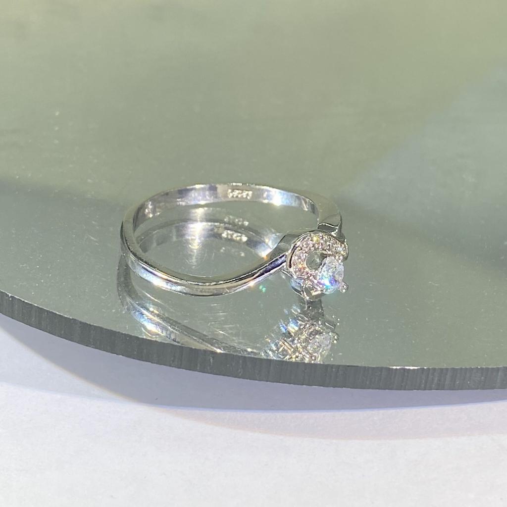 Маленькое и простое бриллиантовое кольцо для женщин в европейской и американской моде, обручальное кольцо с любовью, свадебный подарок