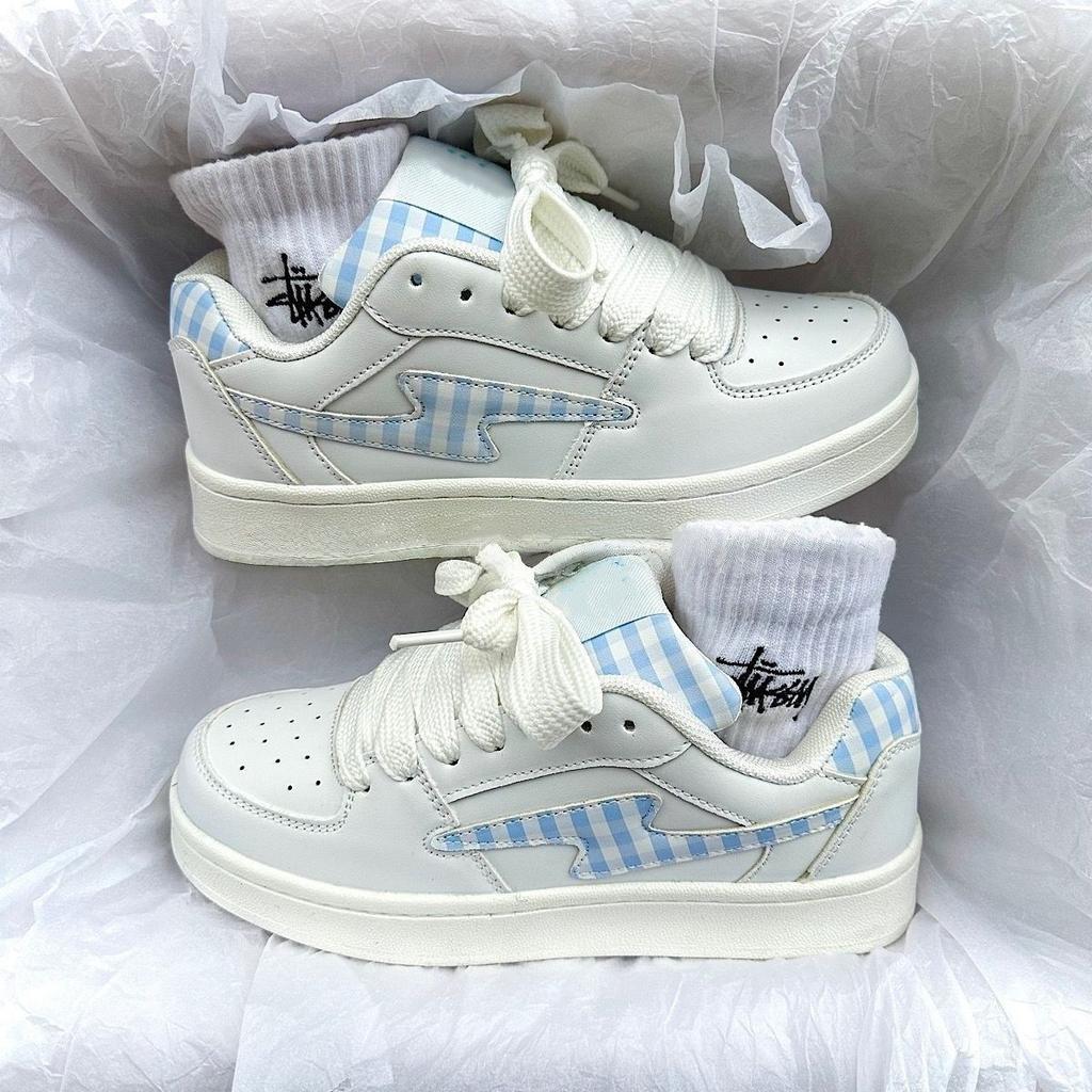 Весна и осень новая повседневная обувь для хлеба женская платформа нишевая универсальная обувь для доски ins дышащая