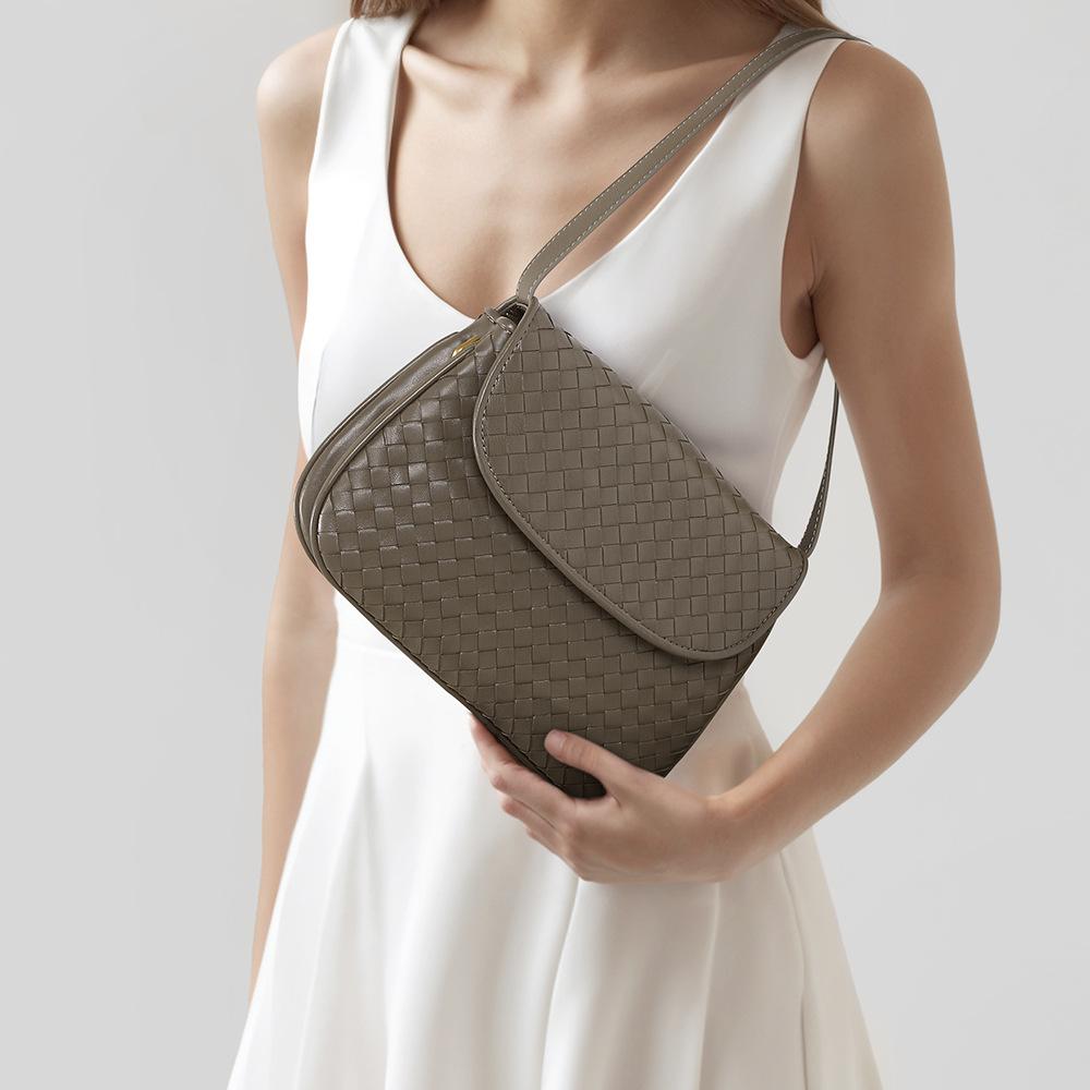 Осенние и зимние сумки для женщин Высококачественные кожаные плетеные сумки ручной работы для женщин Модные кожаные сумки для поездок на работу для женщин