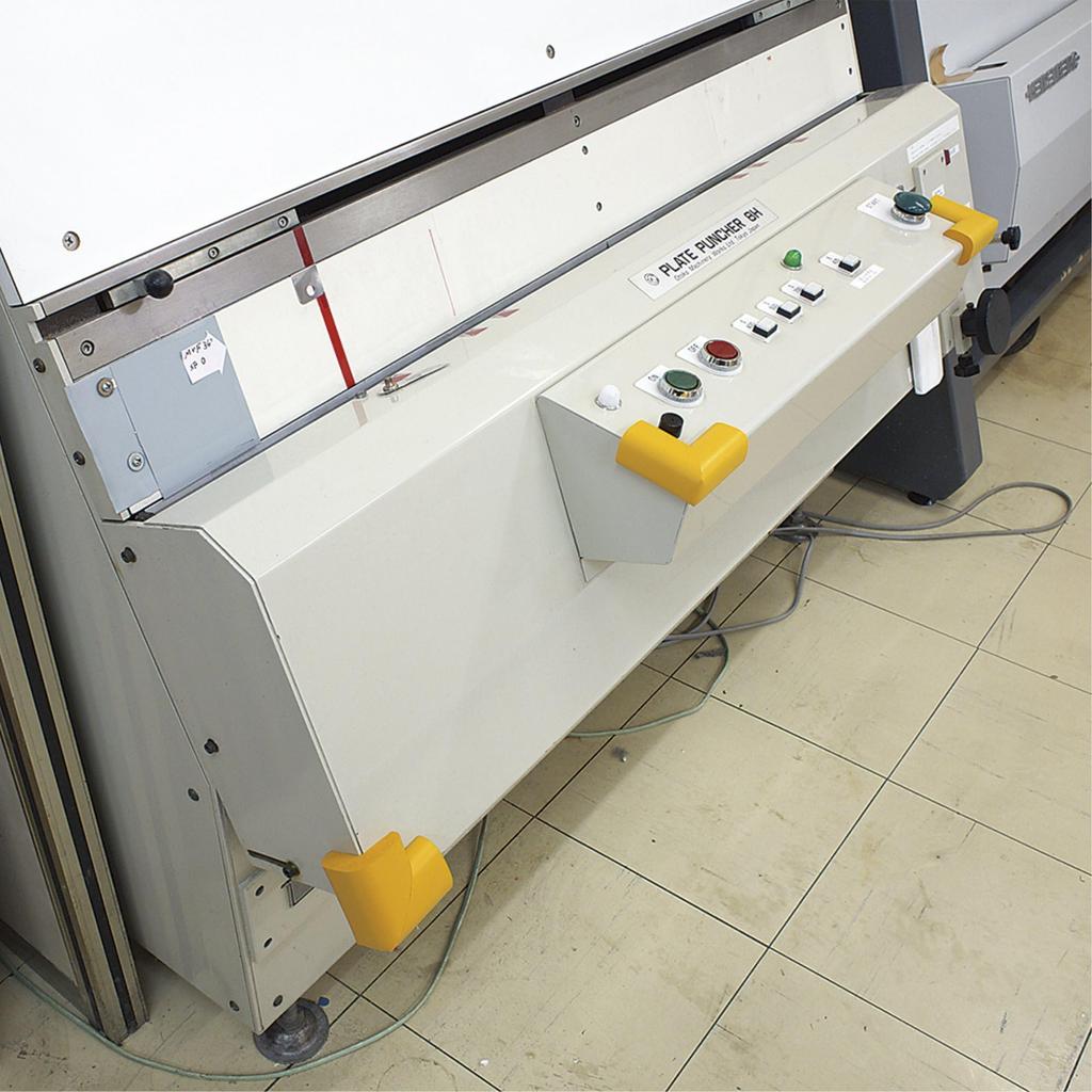 Carboy Safety Cushion for Corners Red (Extra Thin)