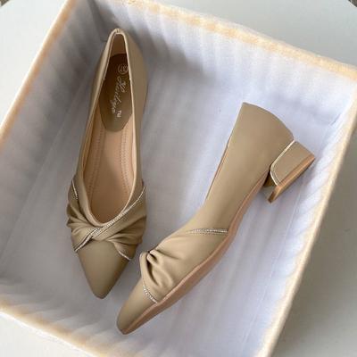 Туфли-лодочки с острым носом, светло-бежевые, женские, новые 2025, на все сезоны, на низком каблуке, темпераментные, на небольшом высоком каблуке, на толстом каблуке, из мягкой кожи