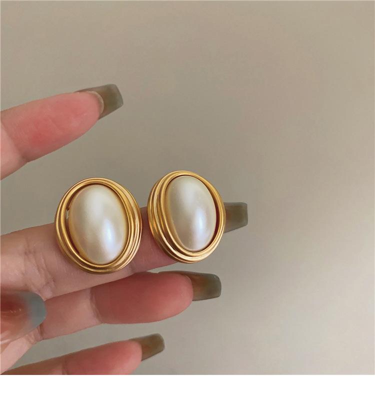 Vintage French Style Acrylic Oval Dangle Earrings for Women