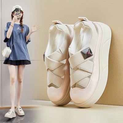 Летние белые туфли. Новый стиль женской студенческой спортивной обуви, увеличивающей рост. Повседневная обувь из дышащей ткани.